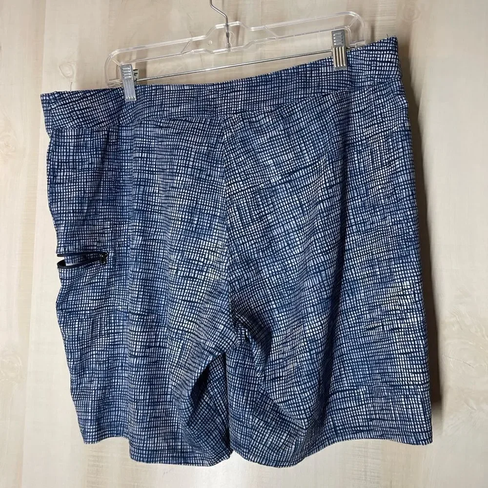 The North Face blue white swim trunks board short, size 36‎